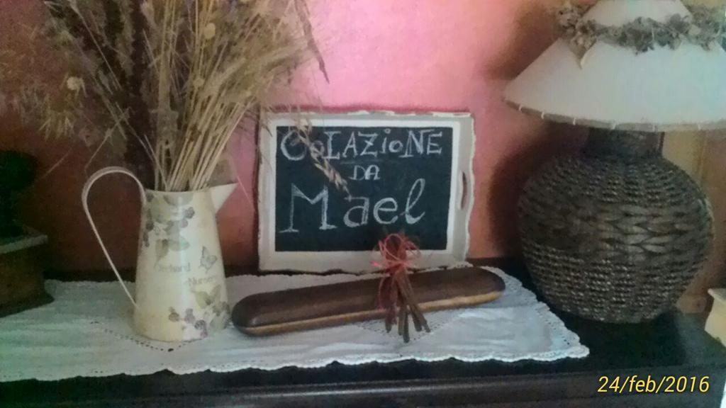 B&B A Casa Di Mael San Costanzo Kültér fotó