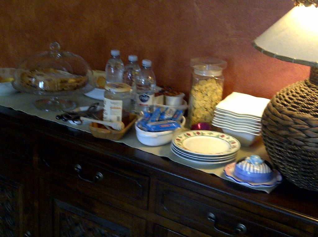 B&B A Casa Di Mael San Costanzo Kültér fotó