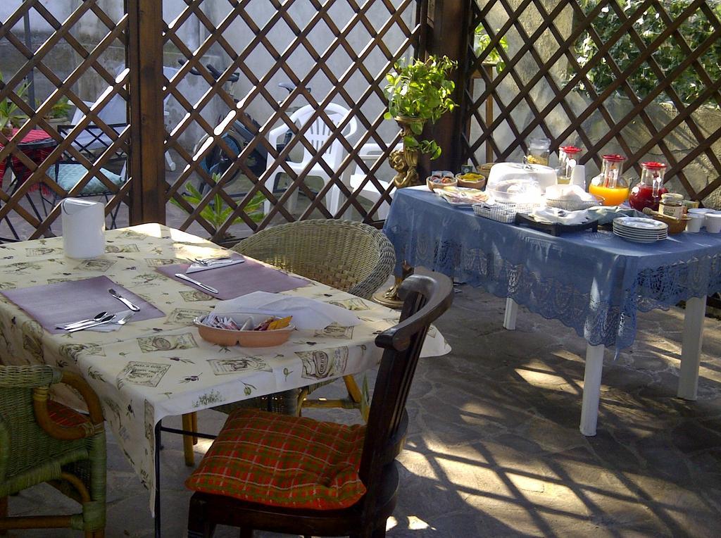 B&B A Casa Di Mael San Costanzo Kültér fotó