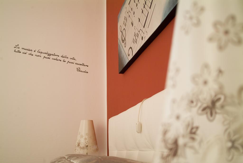 B&B A Casa Di Mael San Costanzo Kültér fotó